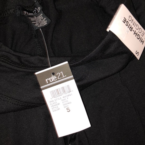 RUE21 Black High Waisted Super Soft Leggings - Picture 5 of 6